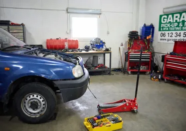 Hassle-Free Garage Pick-Up and RTA Testing Service in Dubai | Brilliant Drive